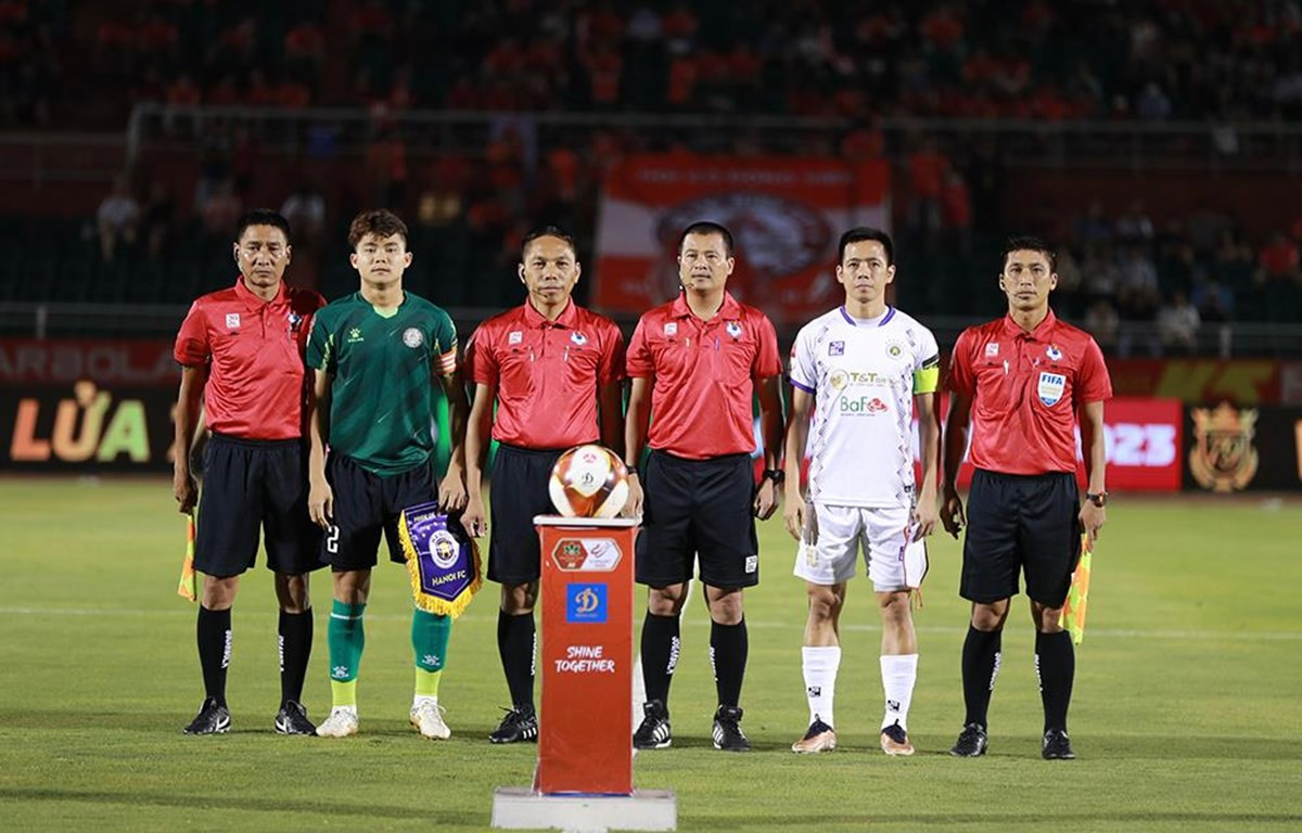 V-League Trong Tình Trạng Khẩn Cấp