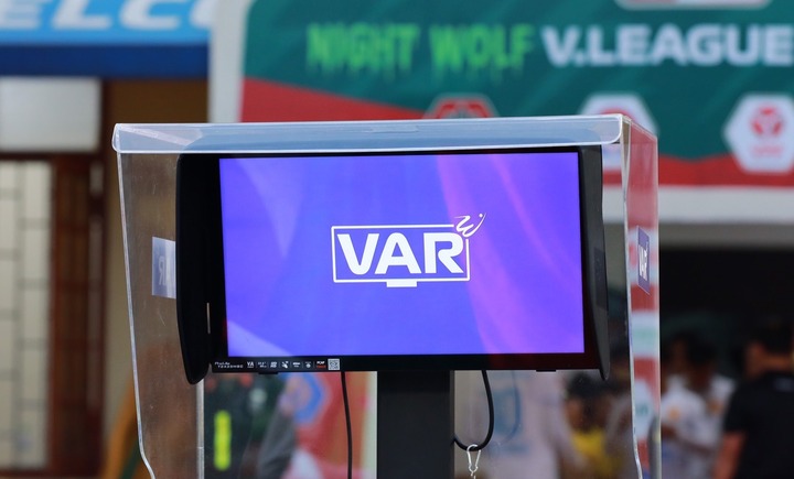 Giới thiệu ngắn gọn về sự cố VAR trong trận đấu
