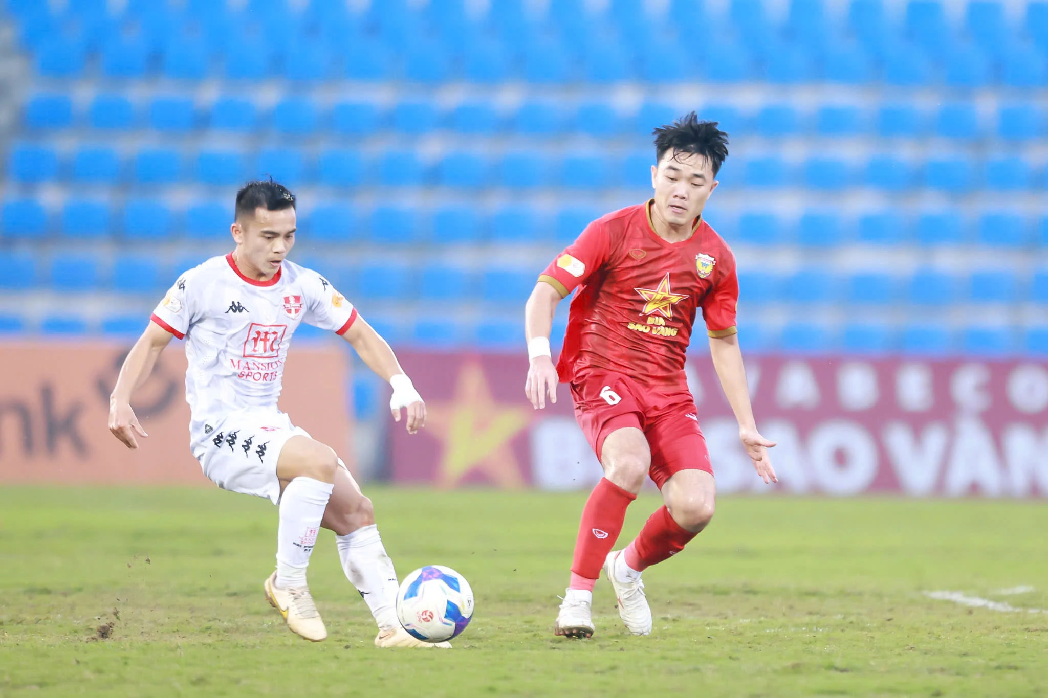Tình hình lực lượng trước trận đấu